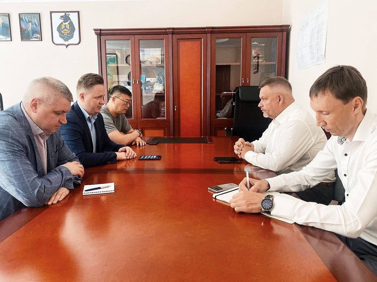 Состоялась встреча с министром промышленности края Евгением Романовым